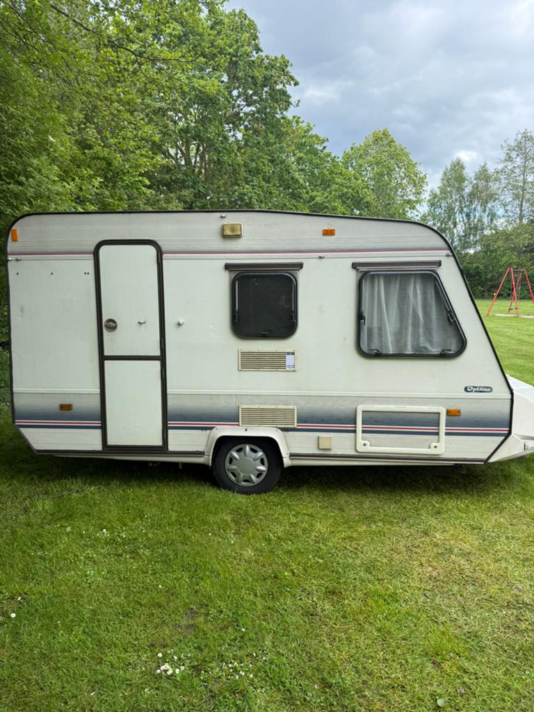 Adria optima 4252AD, Vast bed, Particulier, Adria, Tot en met 4