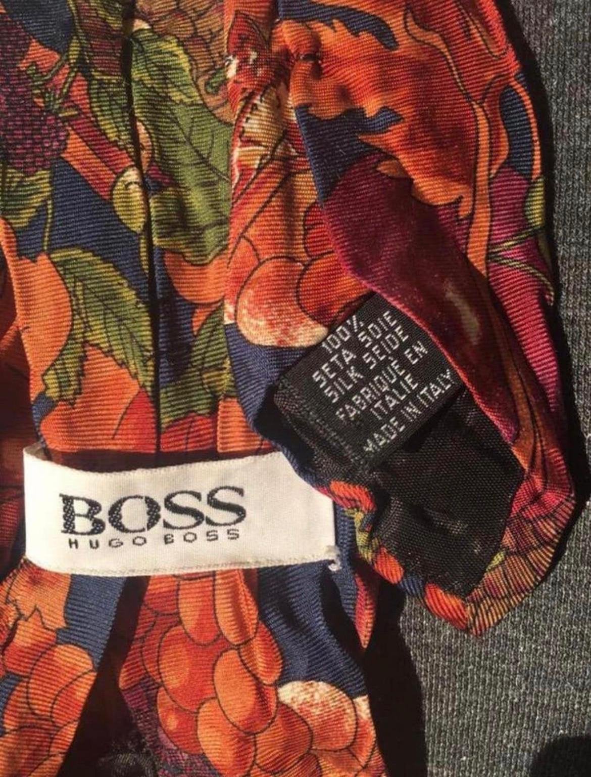 Hugo Boss 100%zijde stropdas bloemenprint granaatappel fruit, Ophalen, Zo goed als nieuw