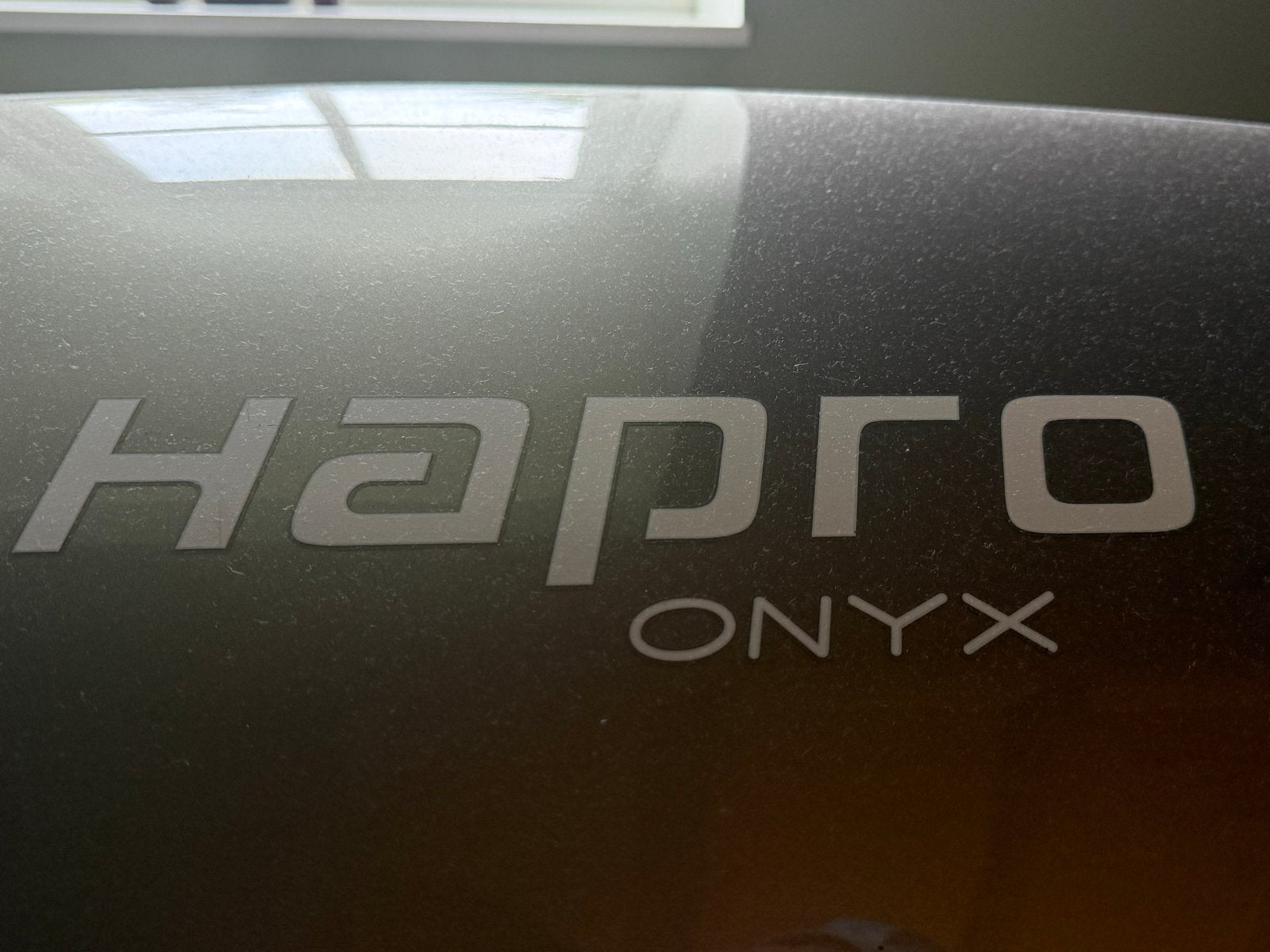 Hapro Onyx zonnebank met nieuwe lampen en gezichtsbruiner