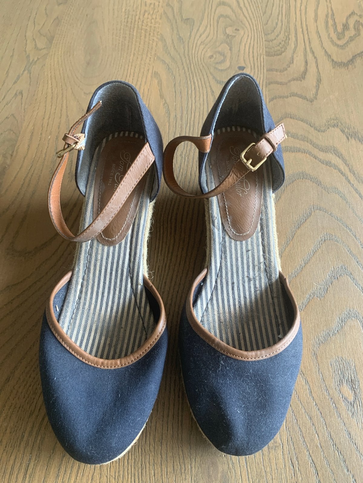 Tom Tailor dames zomerschoen met sleehak, donkerblauw, Mt 42, Kleding | Dames, Schoenen, Blauw, Zo goed als nieuw, Schoenen met hoge hakken