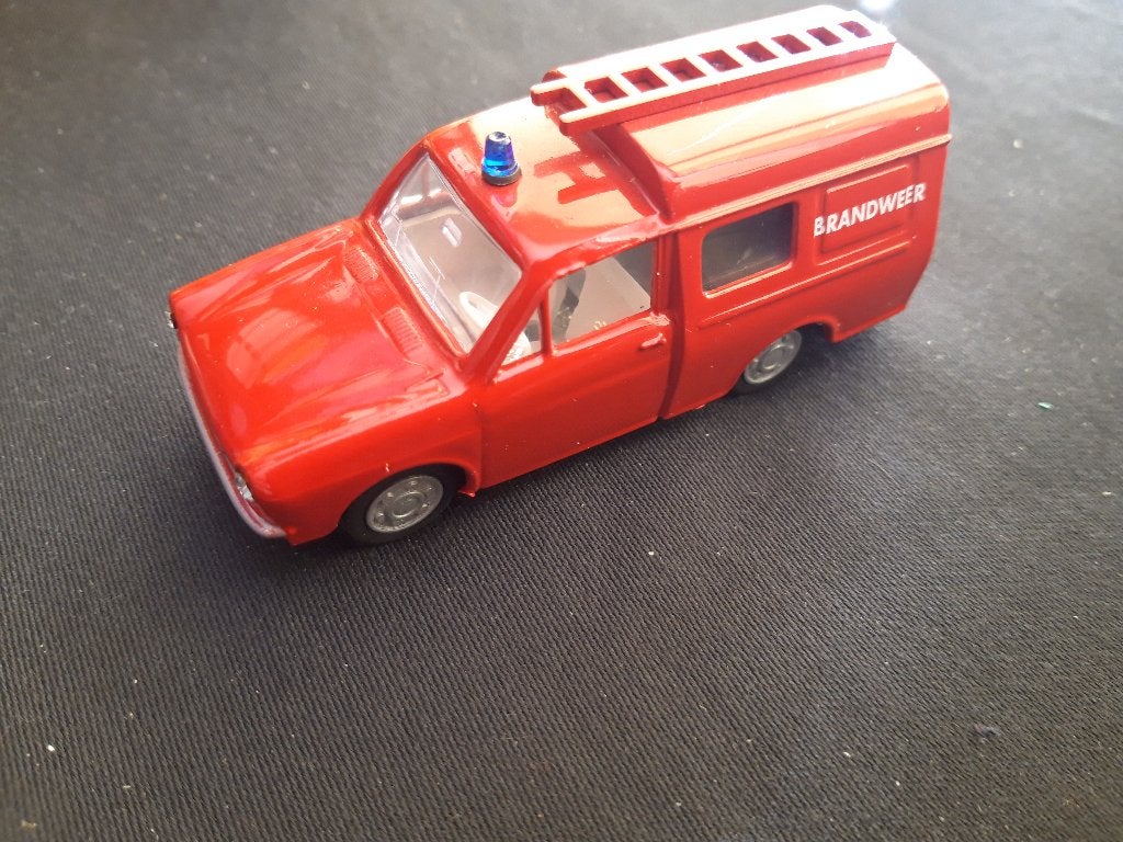 Daf 33 Bestel brandweer – Lion Car 1:43, Ophalen of Verzenden, Zo goed als nieuw, Auto, Overige merken