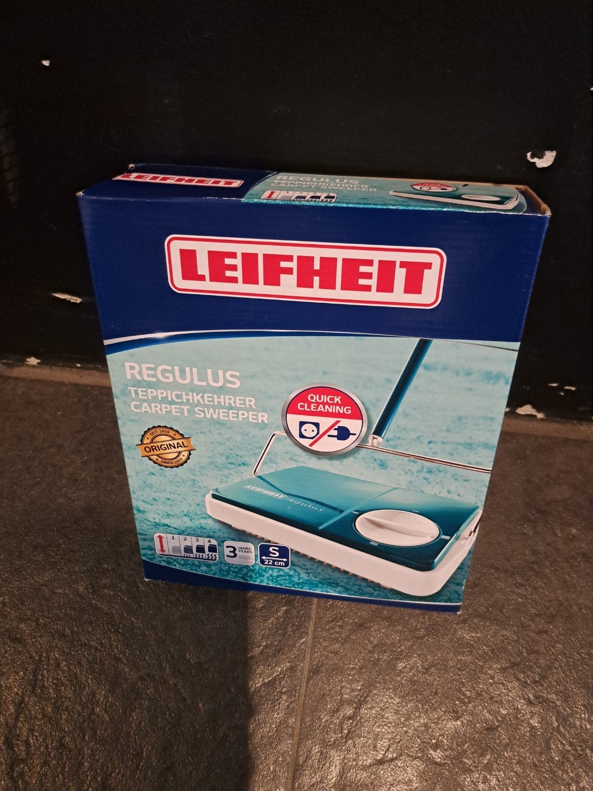 Leifheit Regulus Tapijtveger, Witgoed en Apparatuur, Stofzuigers, Ophalen, Overige merken, Overige typen, Nieuw