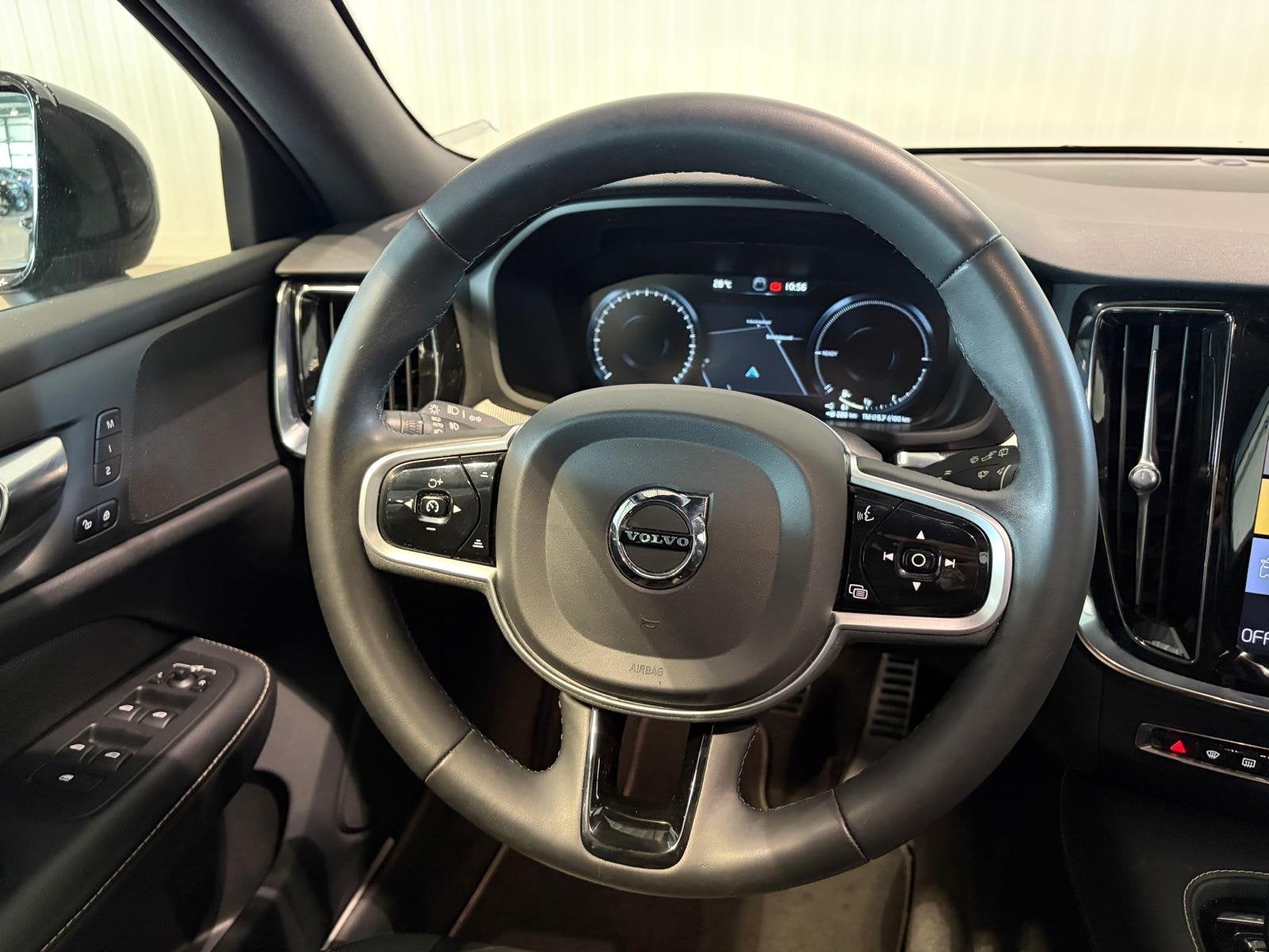 Volvo V60 T6 Aut. Plug-in Hybrid Long Range R-Design ACC Tre, Automaat, Gebruikt, Zwart, 4 cilinders