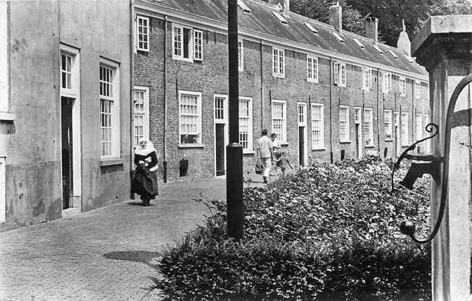 301-385-005 Breda Het Begijnhof, Verzenden, Voor 1920, Noord-Brabant