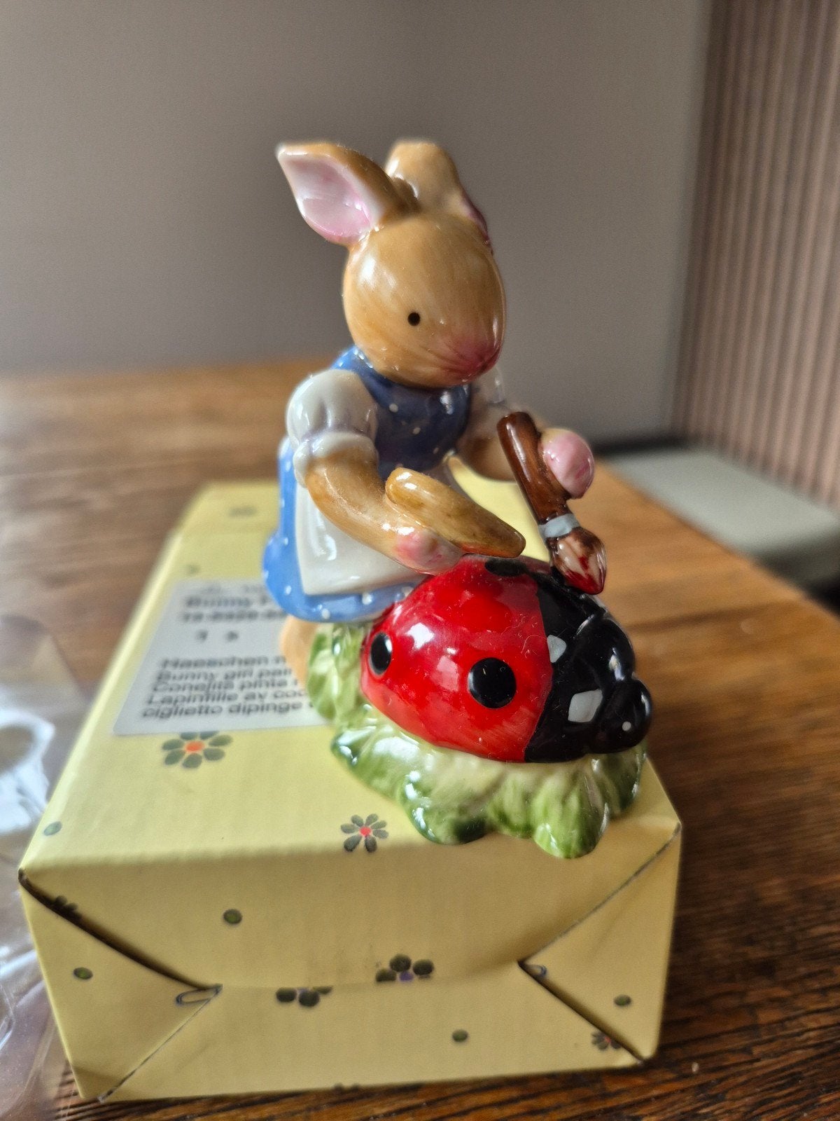 Villeroy & Boch Bunny Family - Konijn met lieveheersbeestje, Ophalen of Verzenden
