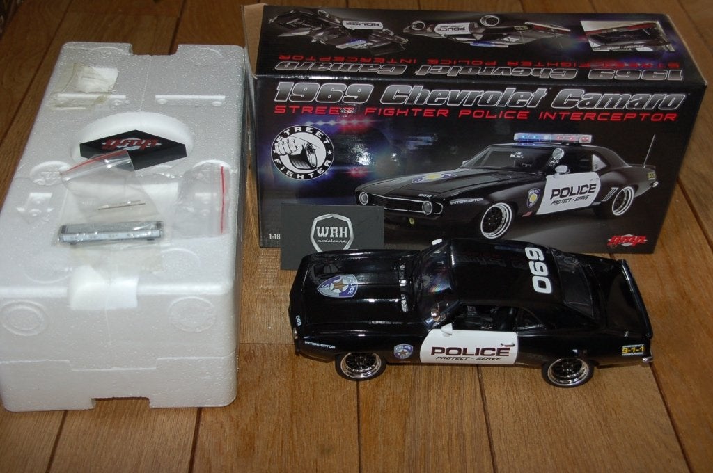 1:18 CHEVROLET CAMARO STREETFIGHTER Police GMP WRH, Verzenden, Zo goed als nieuw, Auto, Overige merken