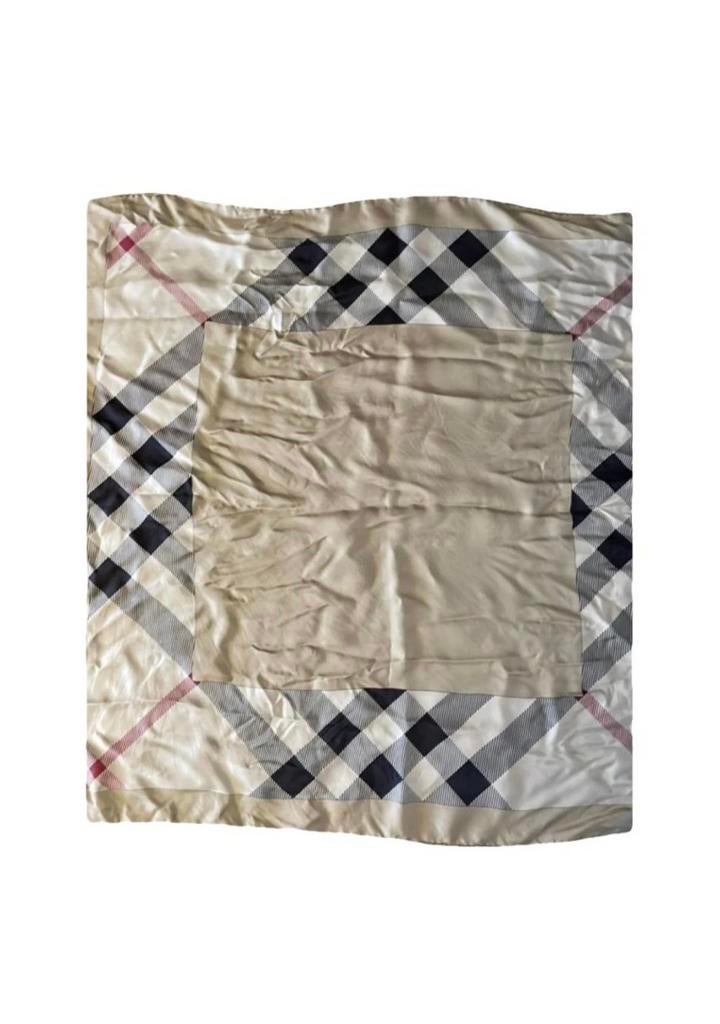 Burberry Zijden Sjaal - Klassiek Design 65x65 cm, Burberry, Ophalen of Verzenden, Gedragen, Sjaal