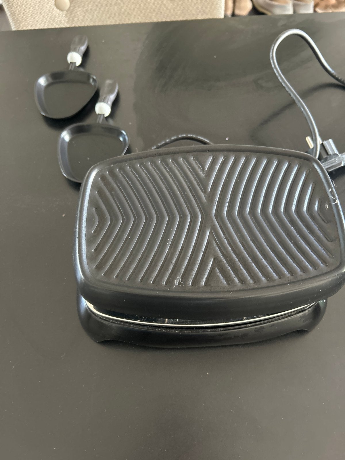 Mini Raclette Grill D'ONNA - Compact en compleet, Ophalen of Verzenden, Gebruikt