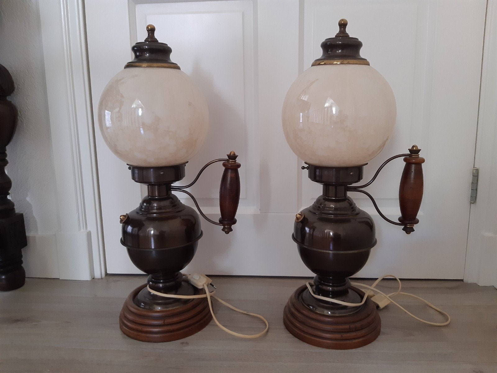 set antieke grote tafel lampen (2 stuks), Ophalen