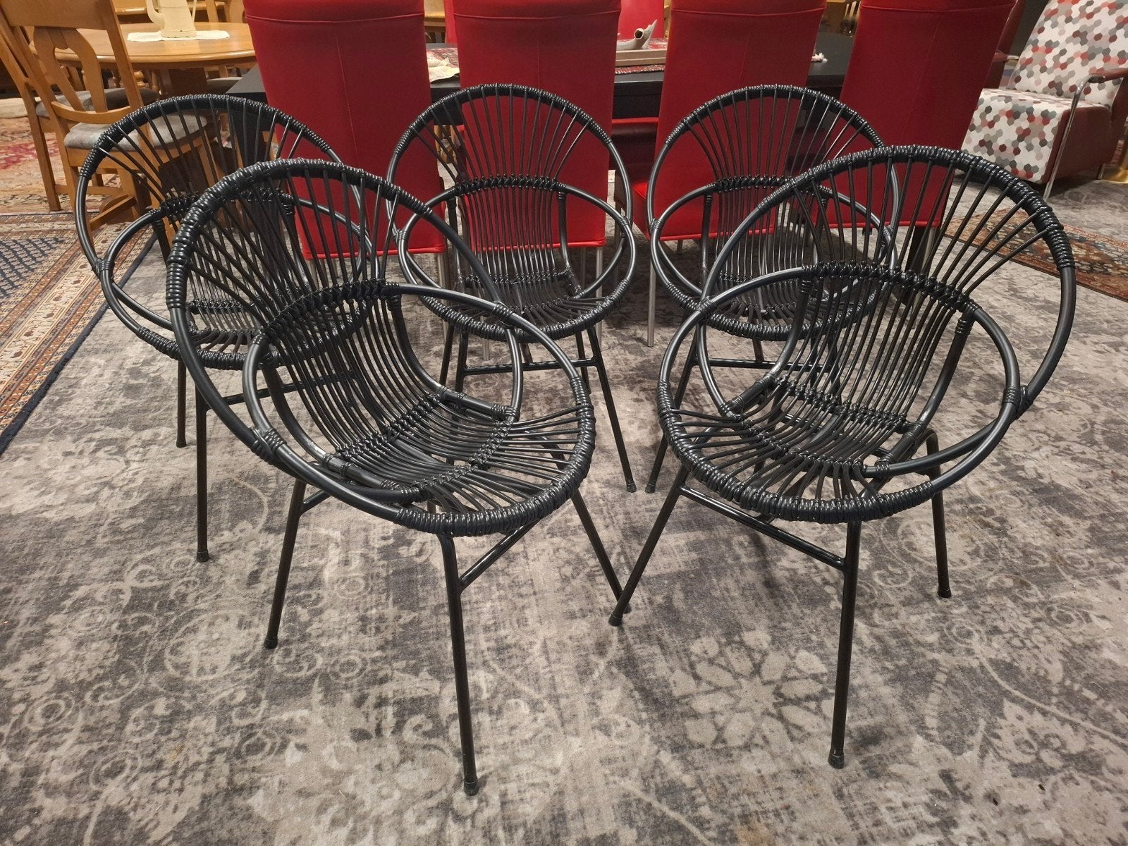 Mooie Draadstoel stoelen Izgst! 4+1 gratis Zie,, Ophalen, Zo goed als nieuw, Zwart, Vijf, Zes of meer stoelen