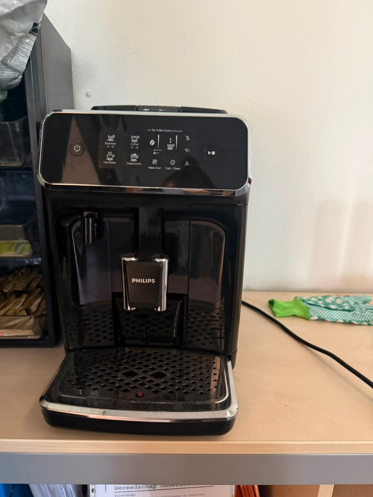 Philips 2200 Serie Volautomatische Espressomachine, Ophalen, Afneembaar waterreservoir, Gebruikt, Espresso apparaat