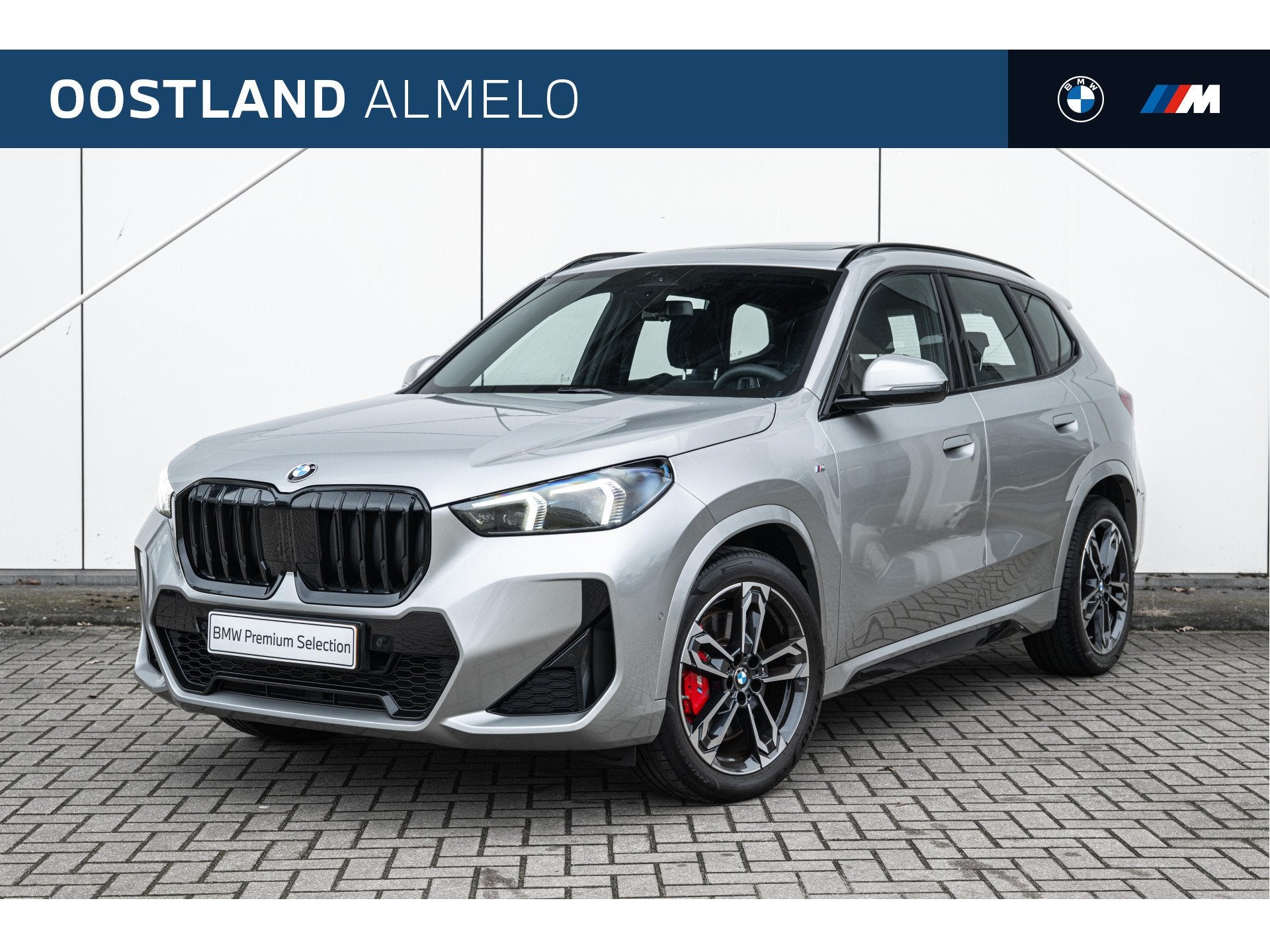 BMW X1 sDrive18i M Sport Automaat / Panoramadak / Sportstoel