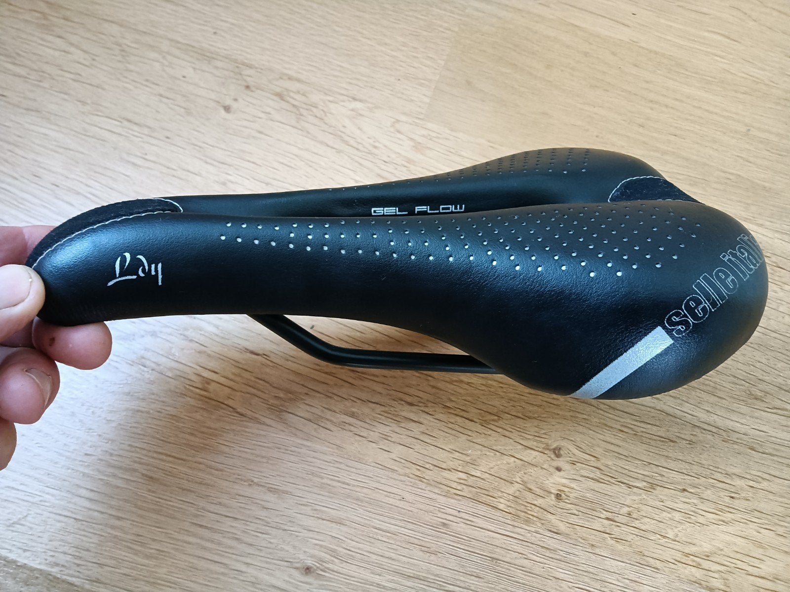 racefietszadel selle italia lady lady 140mm breed s2, Ophalen of Verzenden