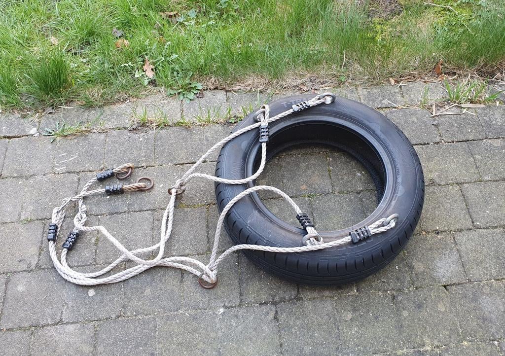 Schommelband /autoband schommel, Ophalen, Gebruikt