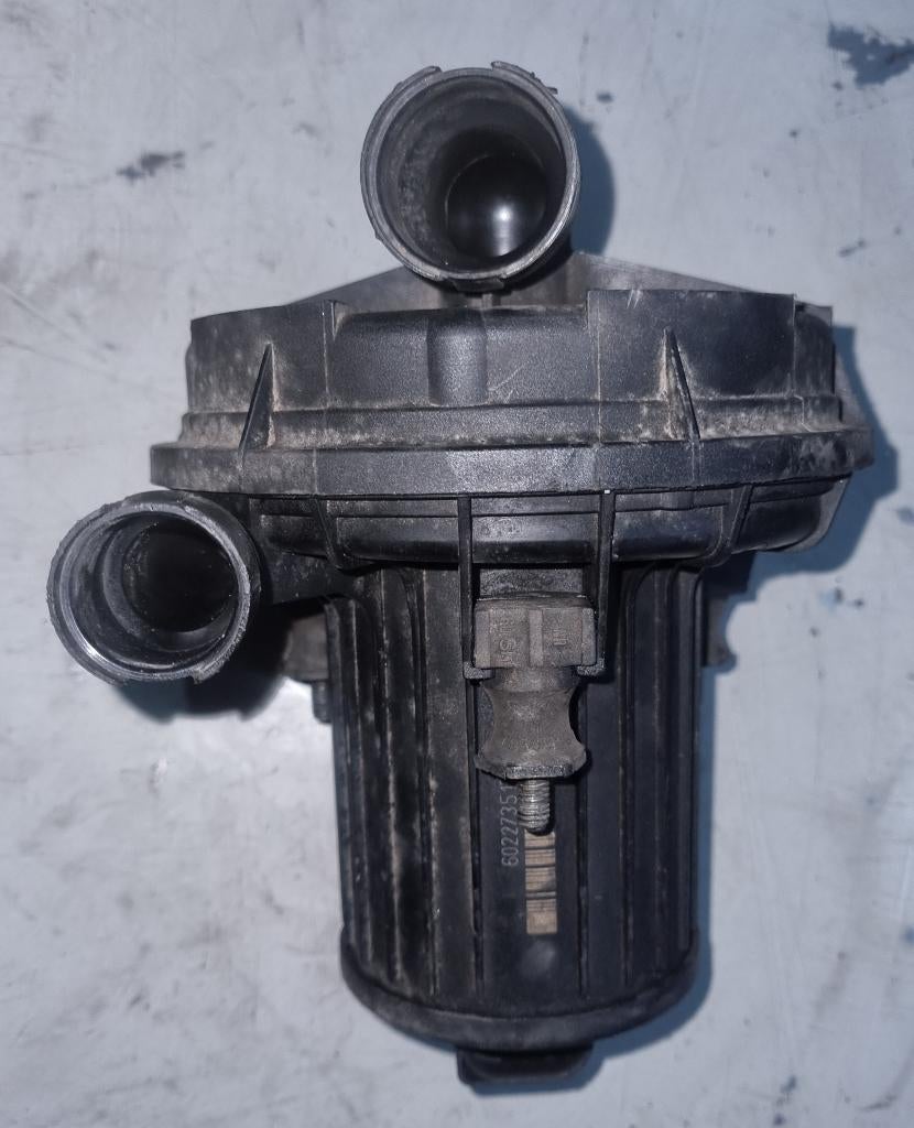 Secundaire-pomp Volkswagen Golf IV 3.2 V6 24V 2003, Ophalen of Verzenden