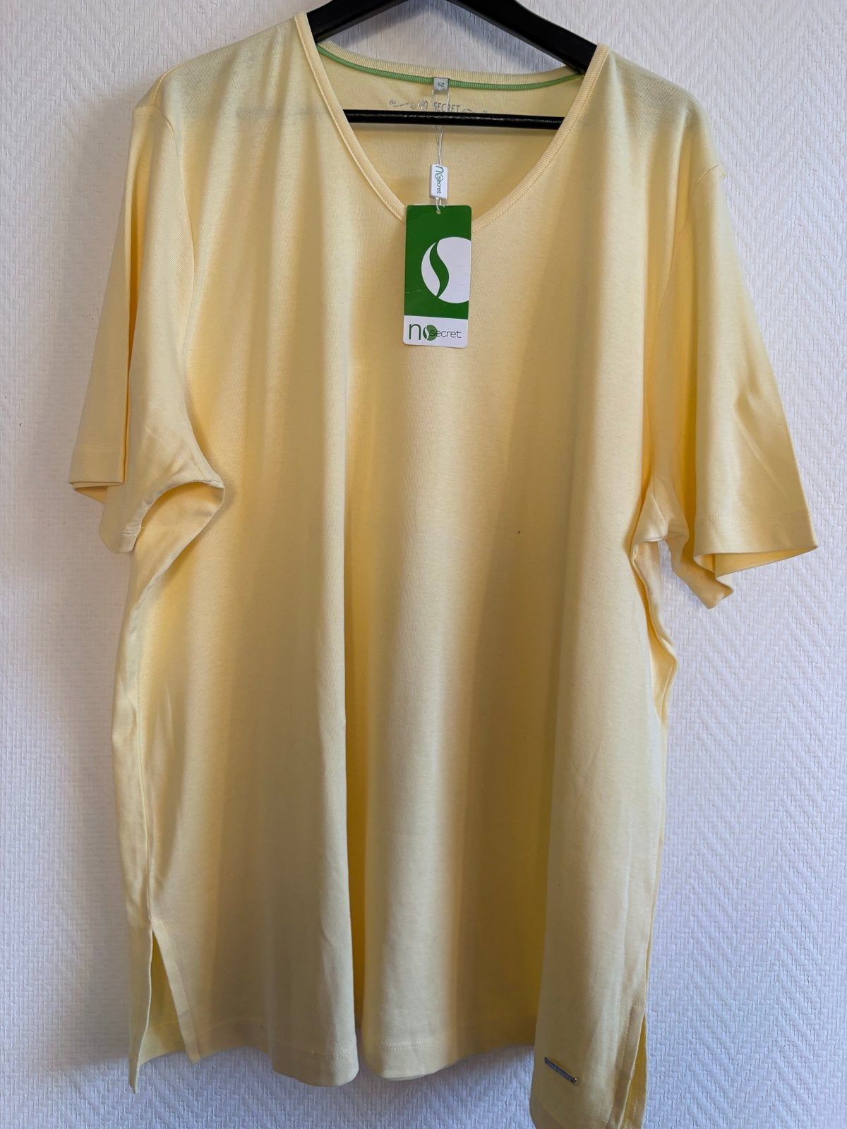 No Secret. Maat 50/52, Kleding | Dames, Ophalen of Verzenden, Nieuw, Geel, Shirt of Top