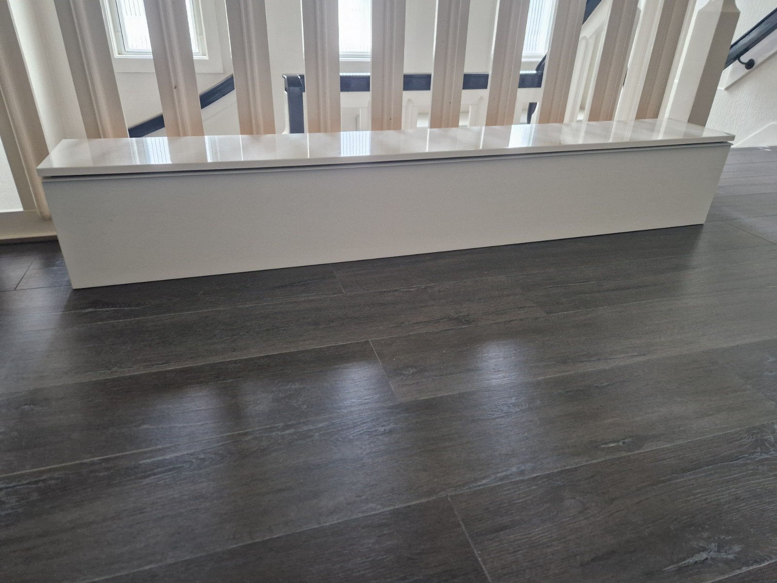 hangkast hoogglans ikea, Huis en Inrichting, Ophalen, Zo goed als nieuw
