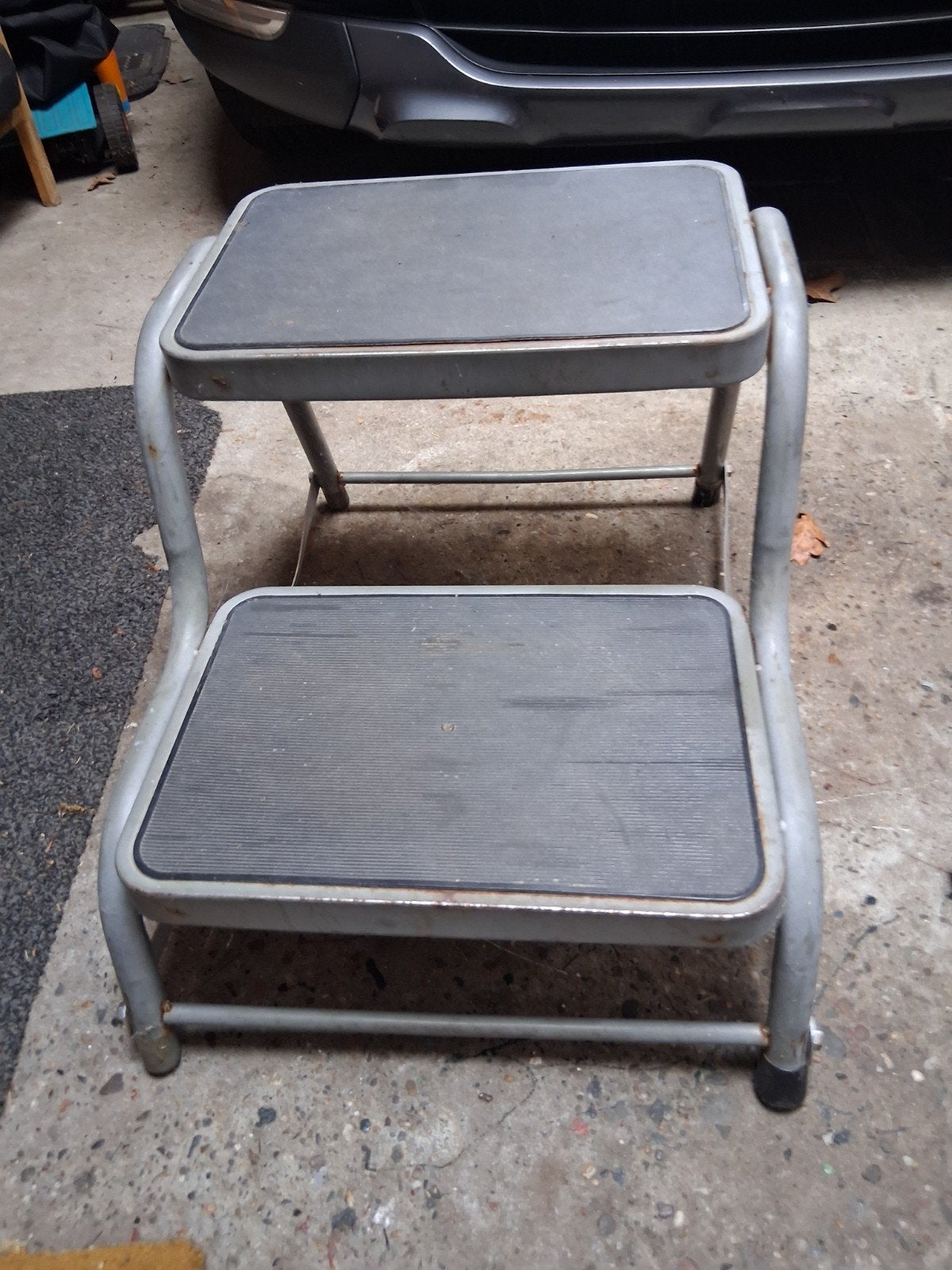 Stevige 2-tredige trap - Ideaal voor caravan/camper gebruik, Ophalen, Gebruikt
