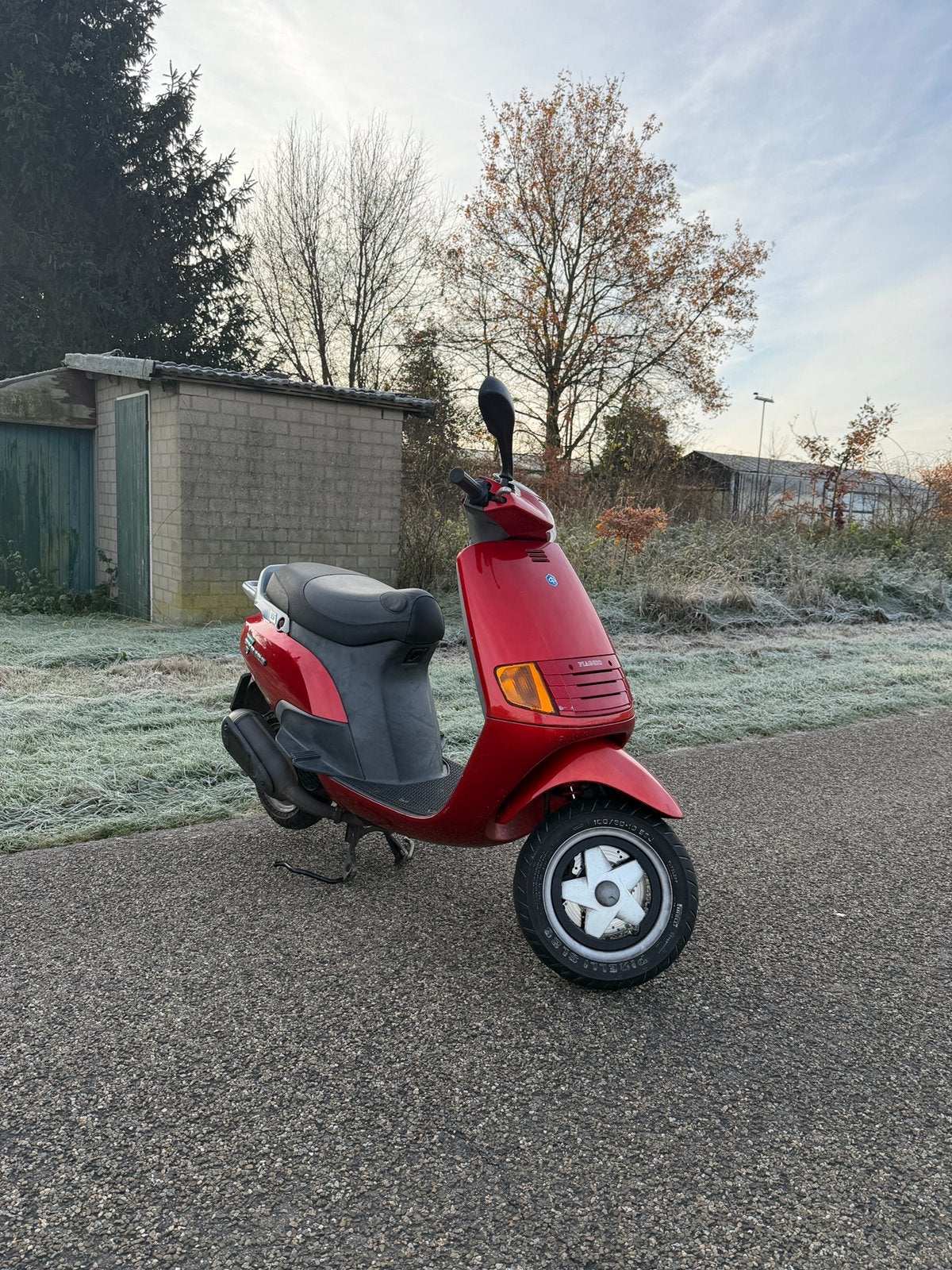 Piaggo SKR 172cc A1 (125cc), Fietsen en Brommers, Scooters | Piaggio, Ophalen, Zo goed als nieuw, Tweetakt, Overige modellen