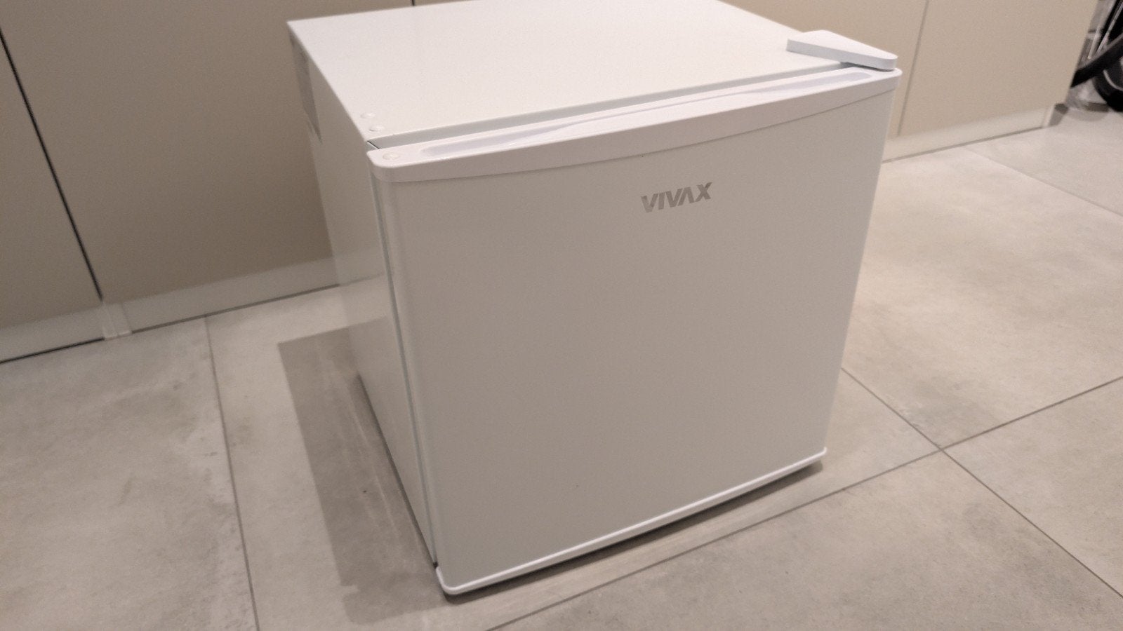 Vivax MF-45E Mini Koelkast - Zo goed als nieuw, Ophalen, Zonder vriesvak, Minder dan 45 cm, Minder dan 85 cm