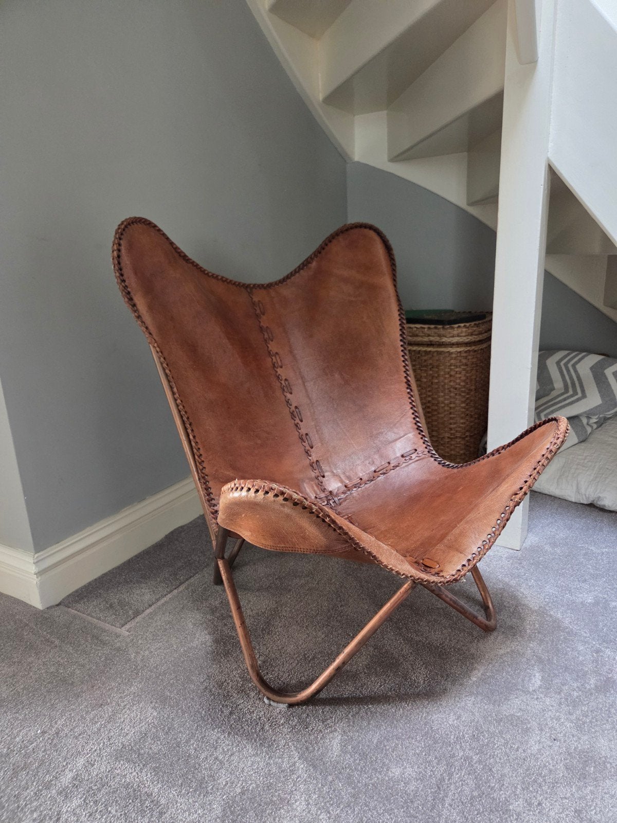 Leren Vlinderstoel - Bruin, Huis en Inrichting, Stoelen, Gebruikt, Bruin, Vintage, Industrieel, Modern, Ophalen of Verzenden