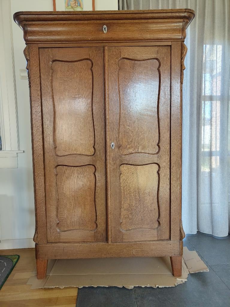Biedermeier kast, Ophalen