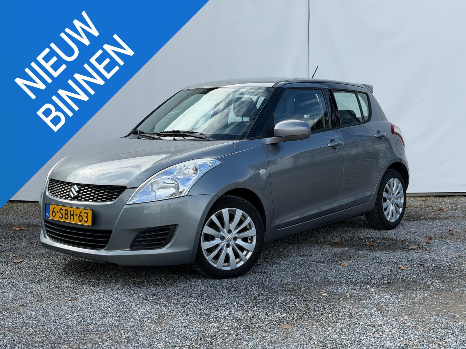Suzuki Swift 1.2 Bandit EASSS // Stoelverwarming // Cruise /, Auto's, Voorwielaandrijving, Stof, Gebruikt, 4 cilinders