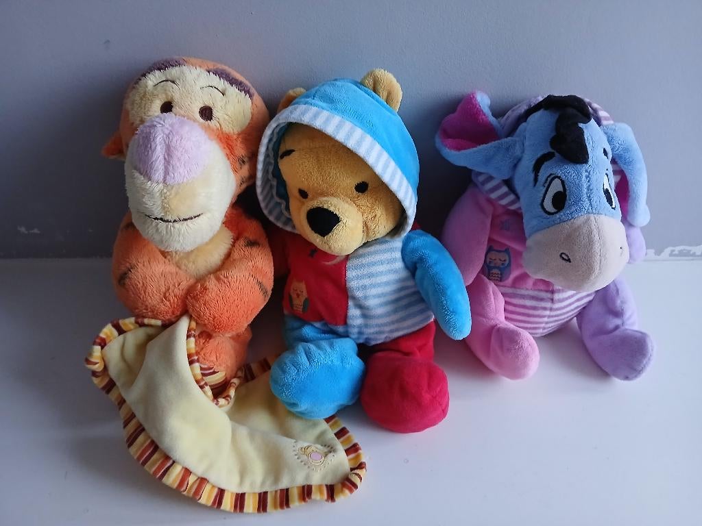 pooh,iejoor, en tijgertje knuffel, Kinderen en Baby's, Speelgoed | Knuffels en Pluche, Ophalen of Verzenden, Zo goed als nieuw