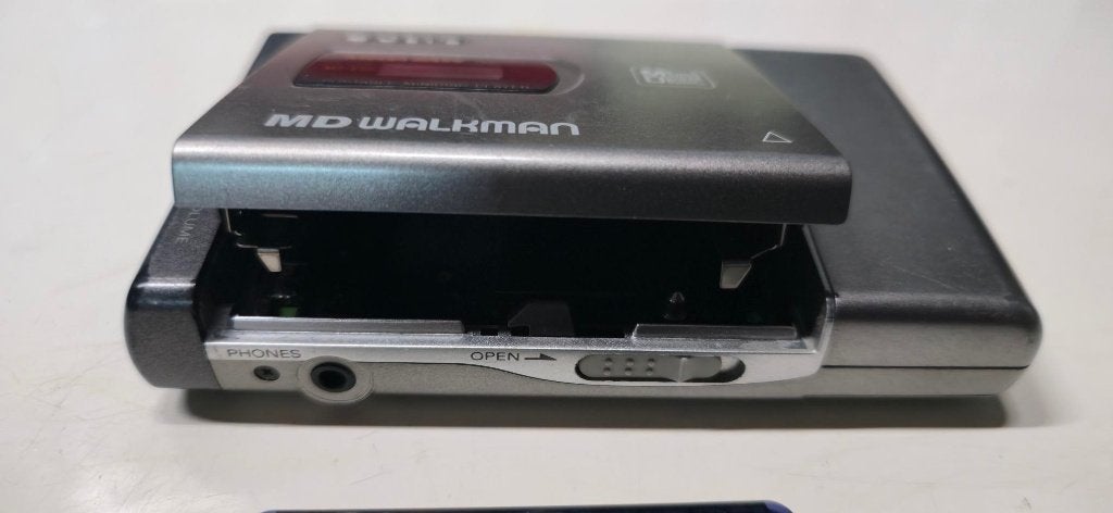 Sony MD Walkman MZ-E20 MiniDisc Speler - Gebruikt, Ophalen, Gebruikt