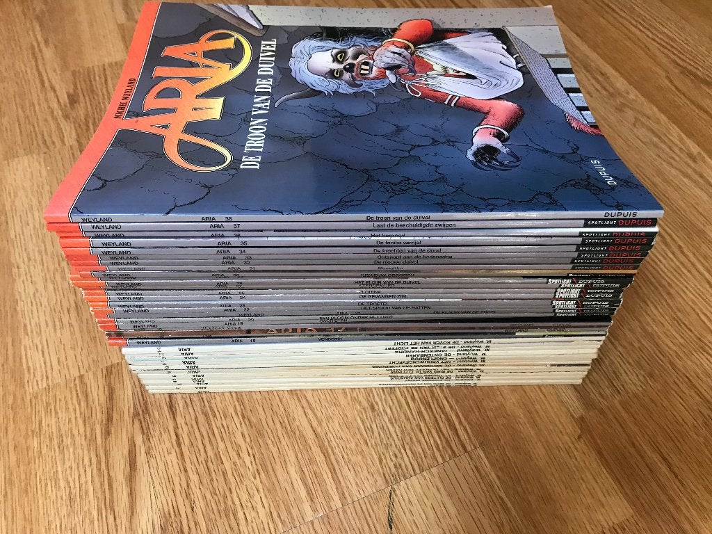 Gezocht stripboeken, alleen complete verzamelingen, Boeken, Meerdere stripboeken, Ophalen of Verzenden, Zo goed als nieuw