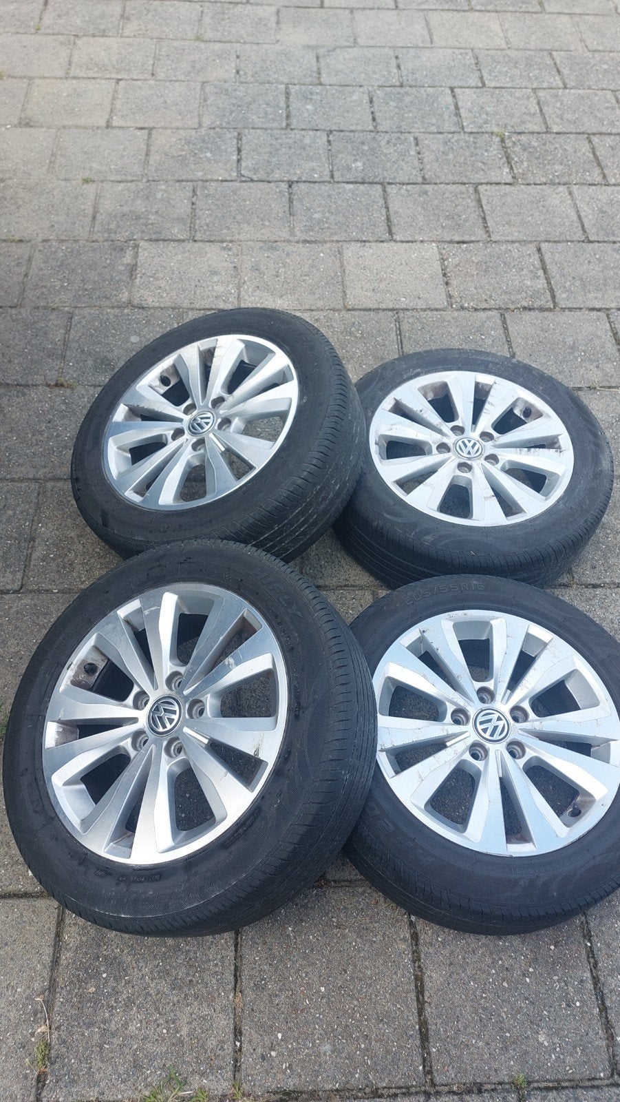 banden met alluminium velgen  205 /55/ R16 voor golf 7, Auto-onderdelen, Ophalen, Gebruikt, 16 inch, Banden en Velgen