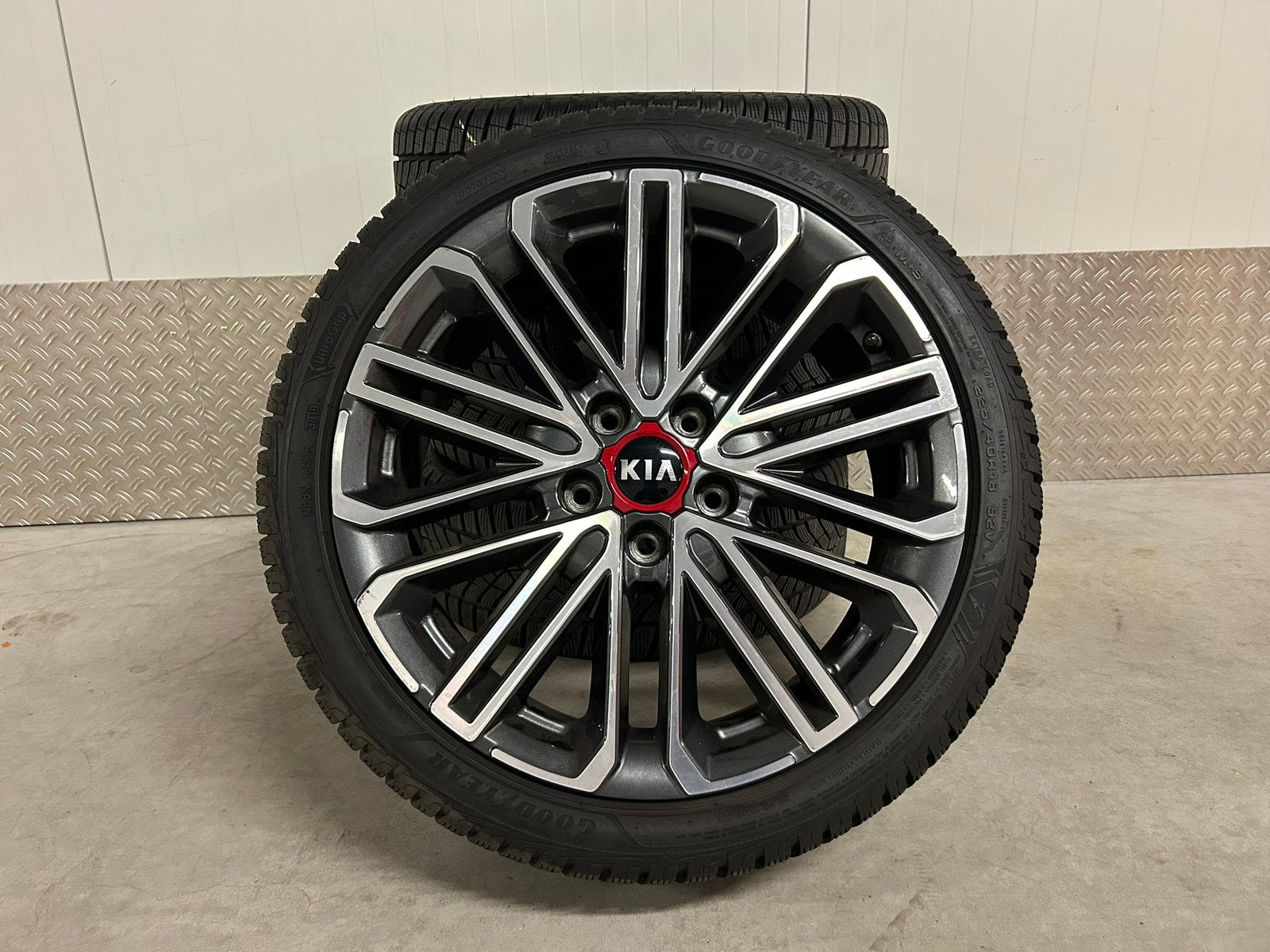 KIA proceed Ceed GT GT-line 18 inch 5x114,3 Goodyear TPMS