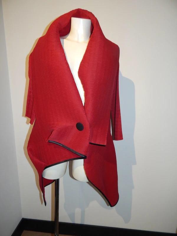 Arrey Berlin vest stretch plooi stof super apart model Nieuw, Kleding | Dames, Jasjes, Kostuums en Pakken, Nieuw, Jasje, Maat 38/40 (M)