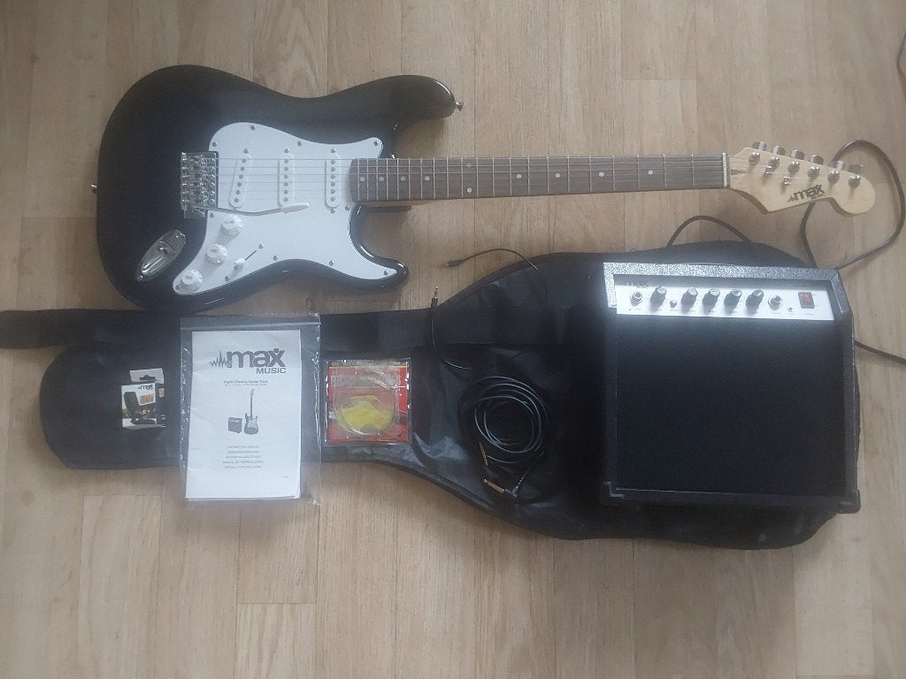 elec gitaar met versterker, Ophalen, Zo goed als nieuw, Elektrisch, 6-snarig