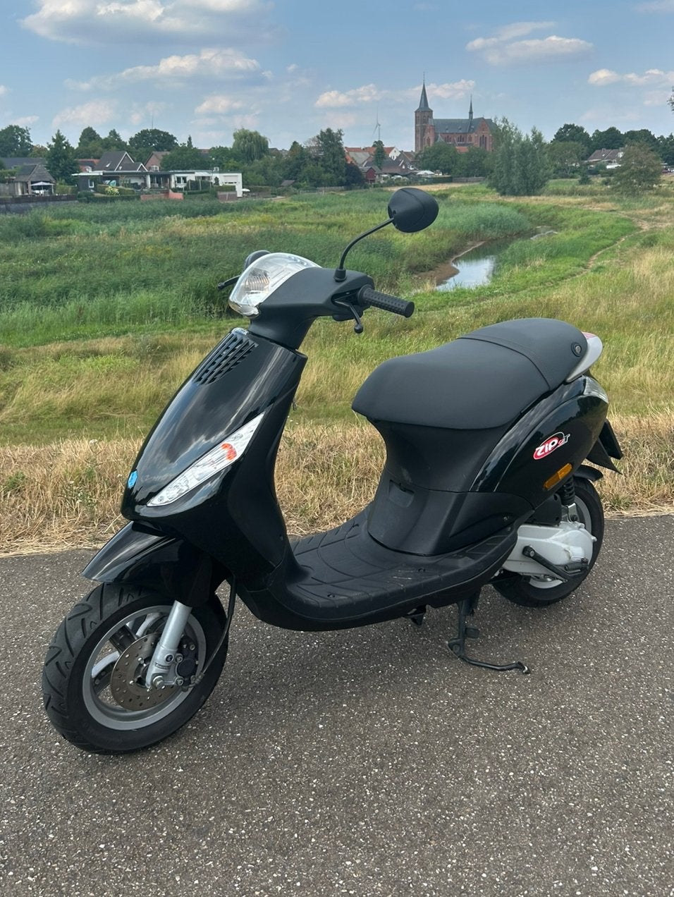 ️✨Zip 2t 50cc 2001 4000km brom✨ (A1 keurbaar), Fietsen en Brommers, Scooters | Piaggio, Tweetakt, Maximaal 45 km/u, Zip, Nieuw