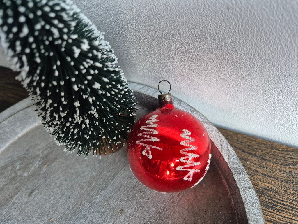 vintage kerstbal rood kringeltjes 598, *, Gebruikt, *, Ophalen of Verzenden