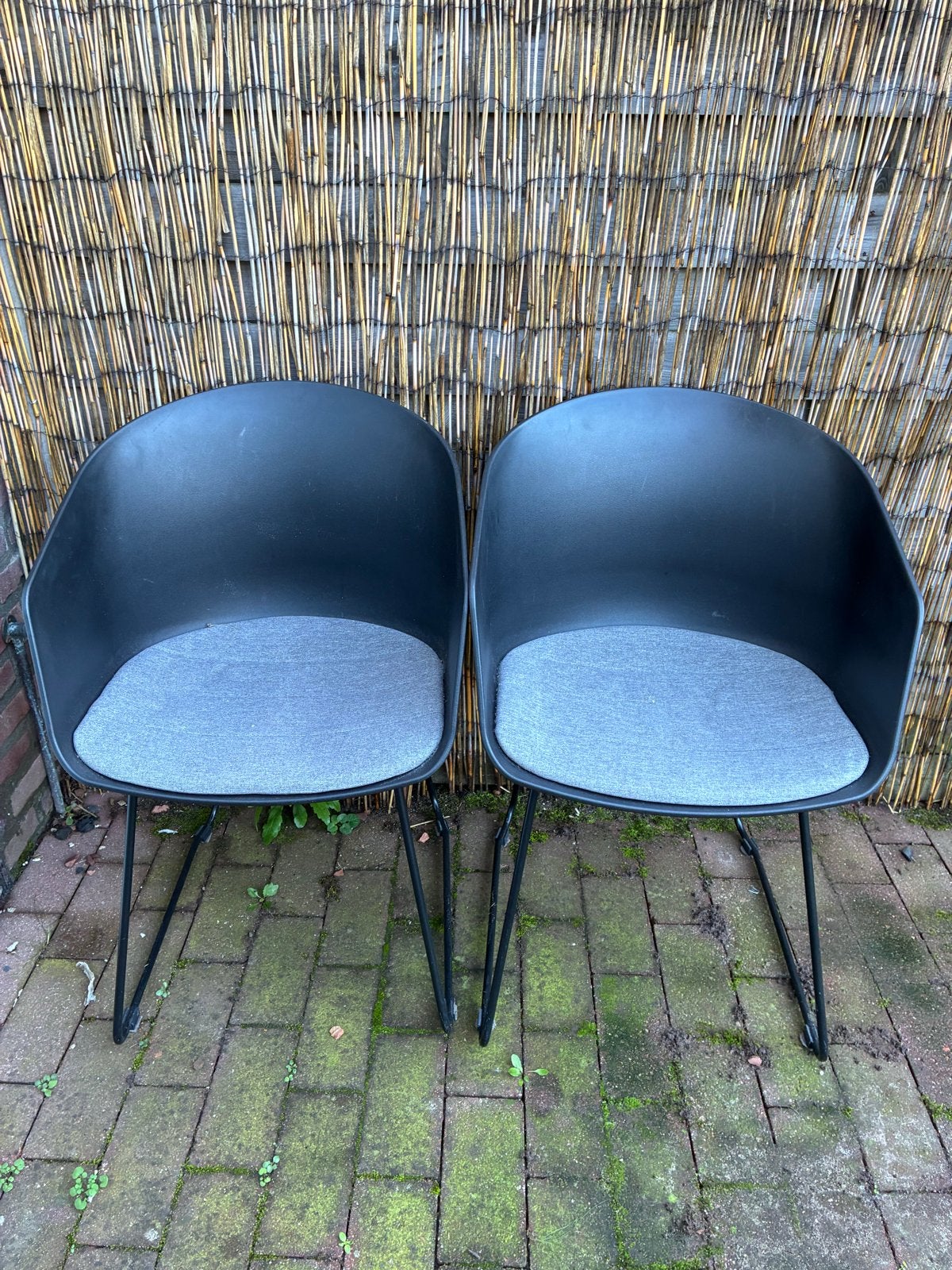 Set van 6 zwarte eetkamerstoelen met kussens, Ophalen, Kunststof, Gebruikt, Zwart