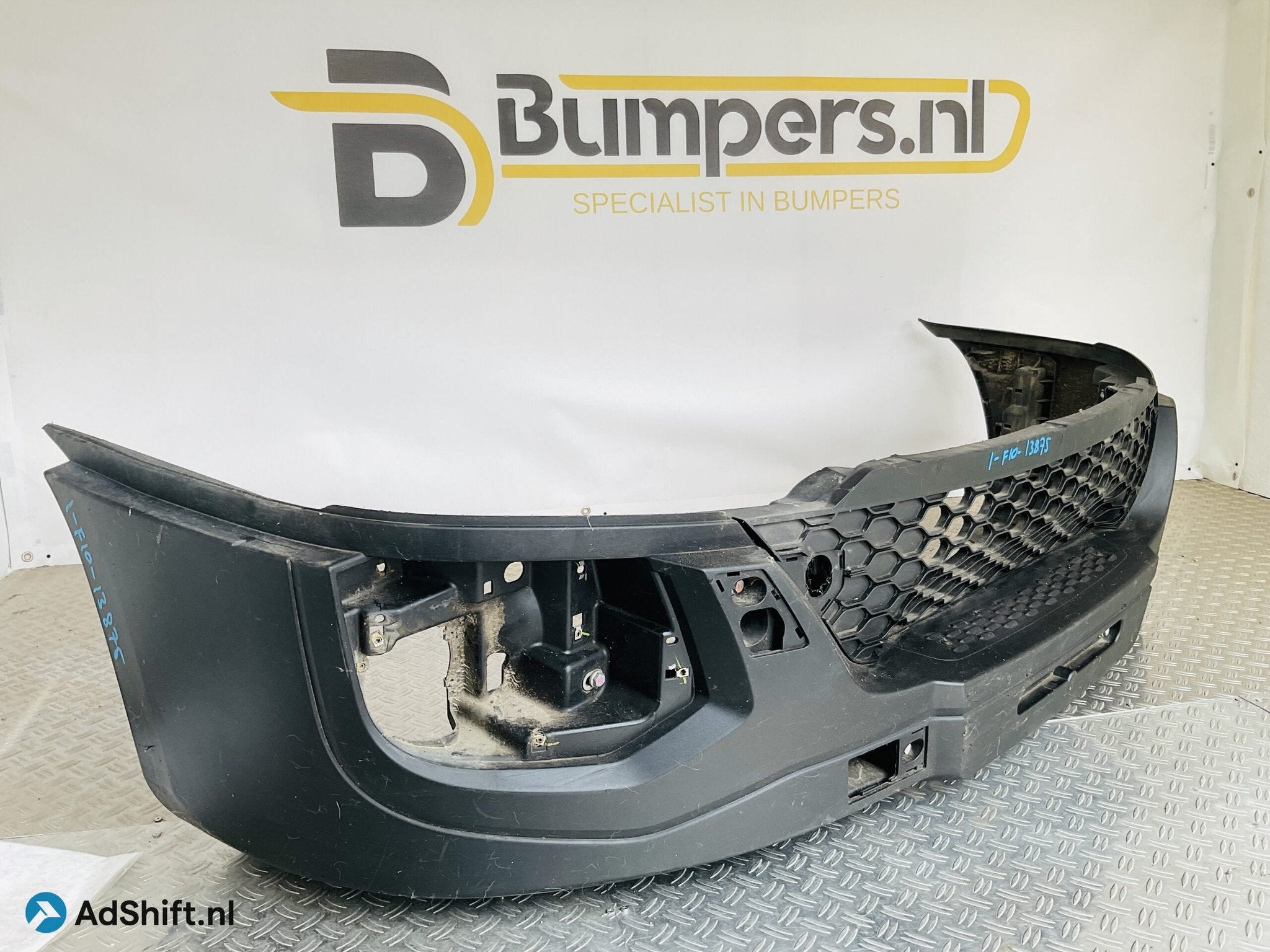 Bumper Iveco daily iv 4 14-19 5801529745 Voorbumper 1-F10-13, Bumper
