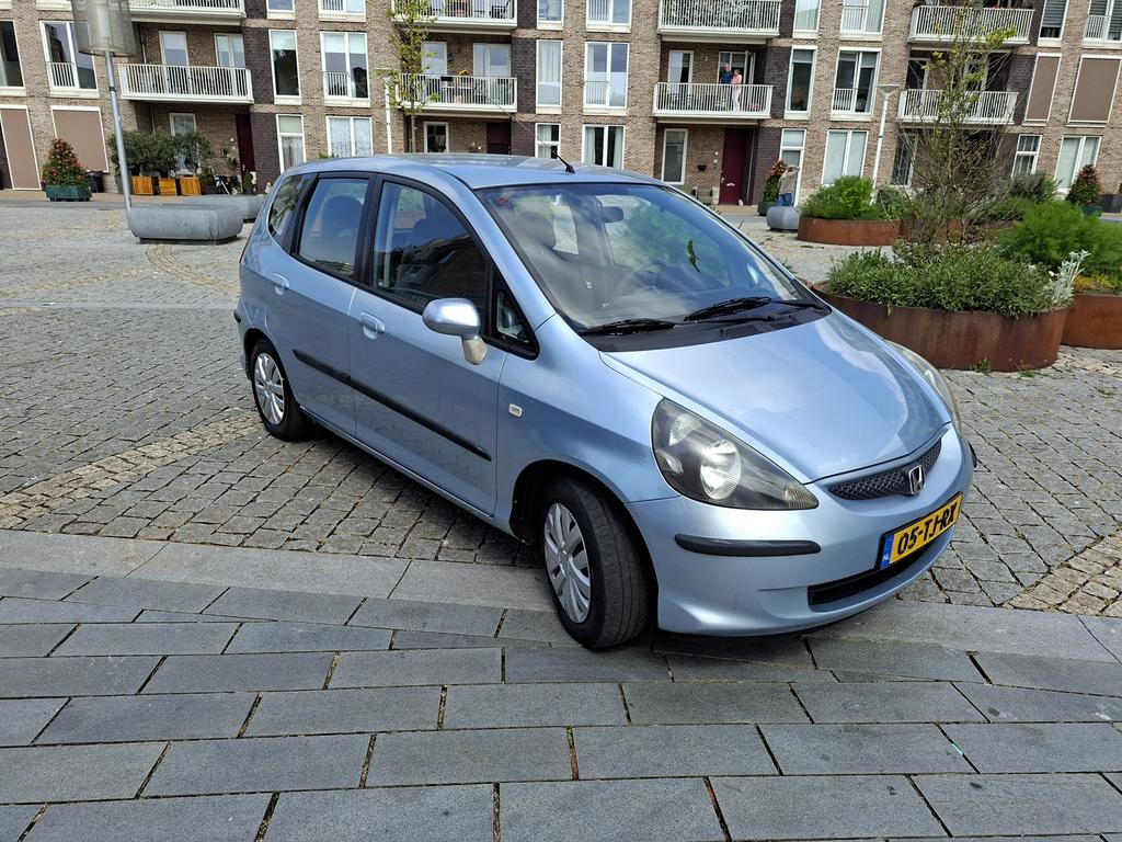 Honda Jazz 1.2 I 2006 Blauw, Airco , zeer zuinig ., Voorwielaandrijving, 450 kg, 40 €/maand, 4 cilinders
