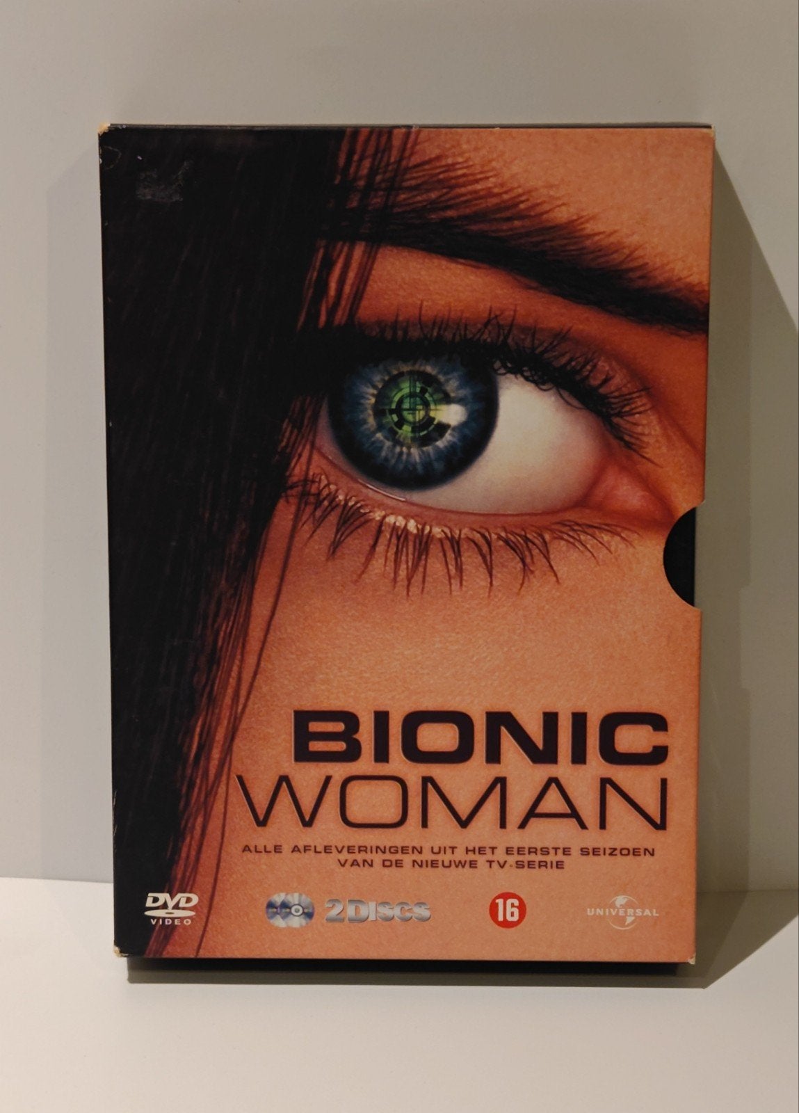 Bionic Woman Seizoen 1 2-DVD Box Universal Studios tv actie, Vanaf 12 jaar, Ophalen of Verzenden, Zo goed als nieuw