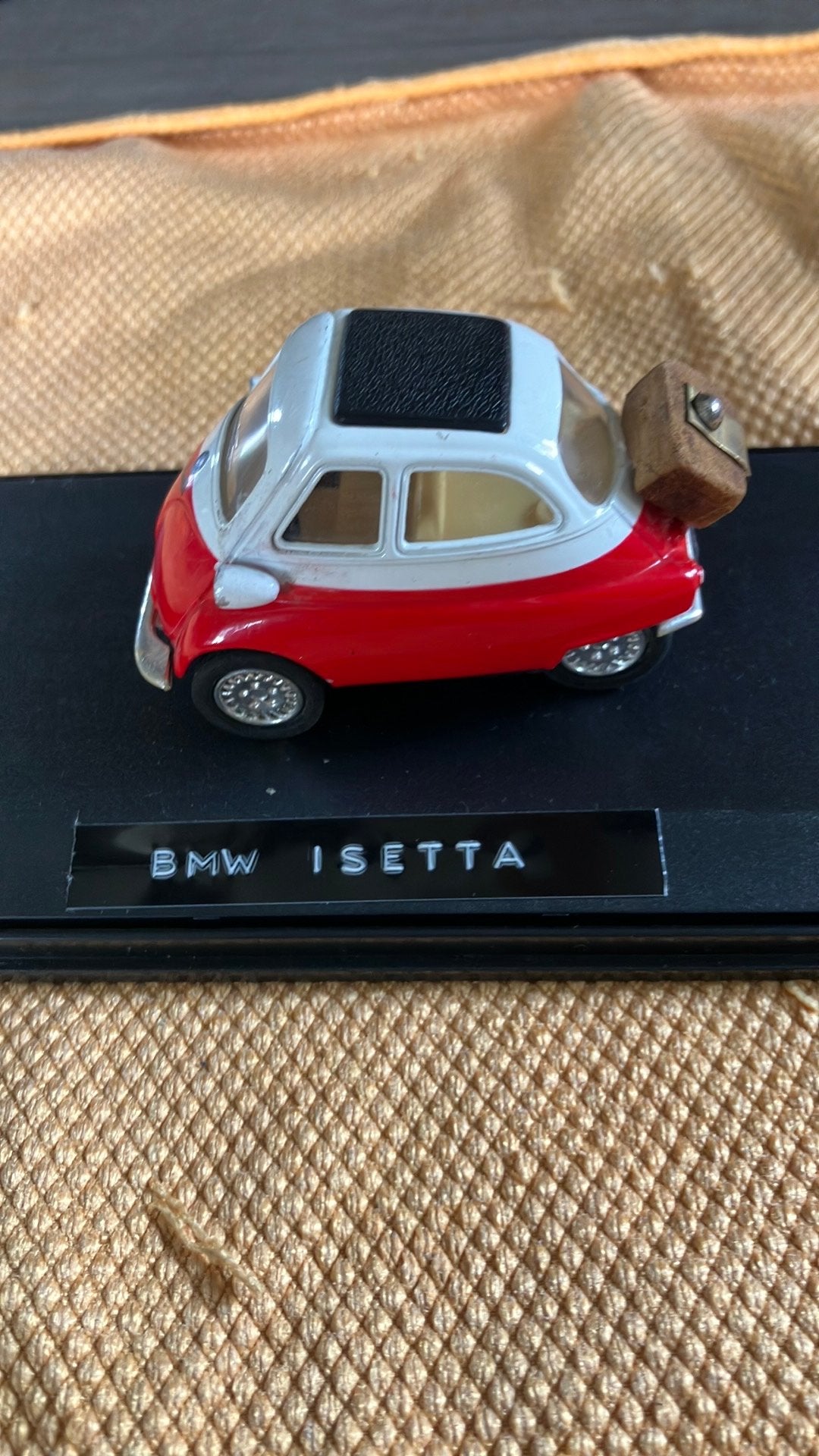 Bmw modelauto isetta, Ophalen of Verzenden, Zo goed als nieuw, Auto, Overige merken