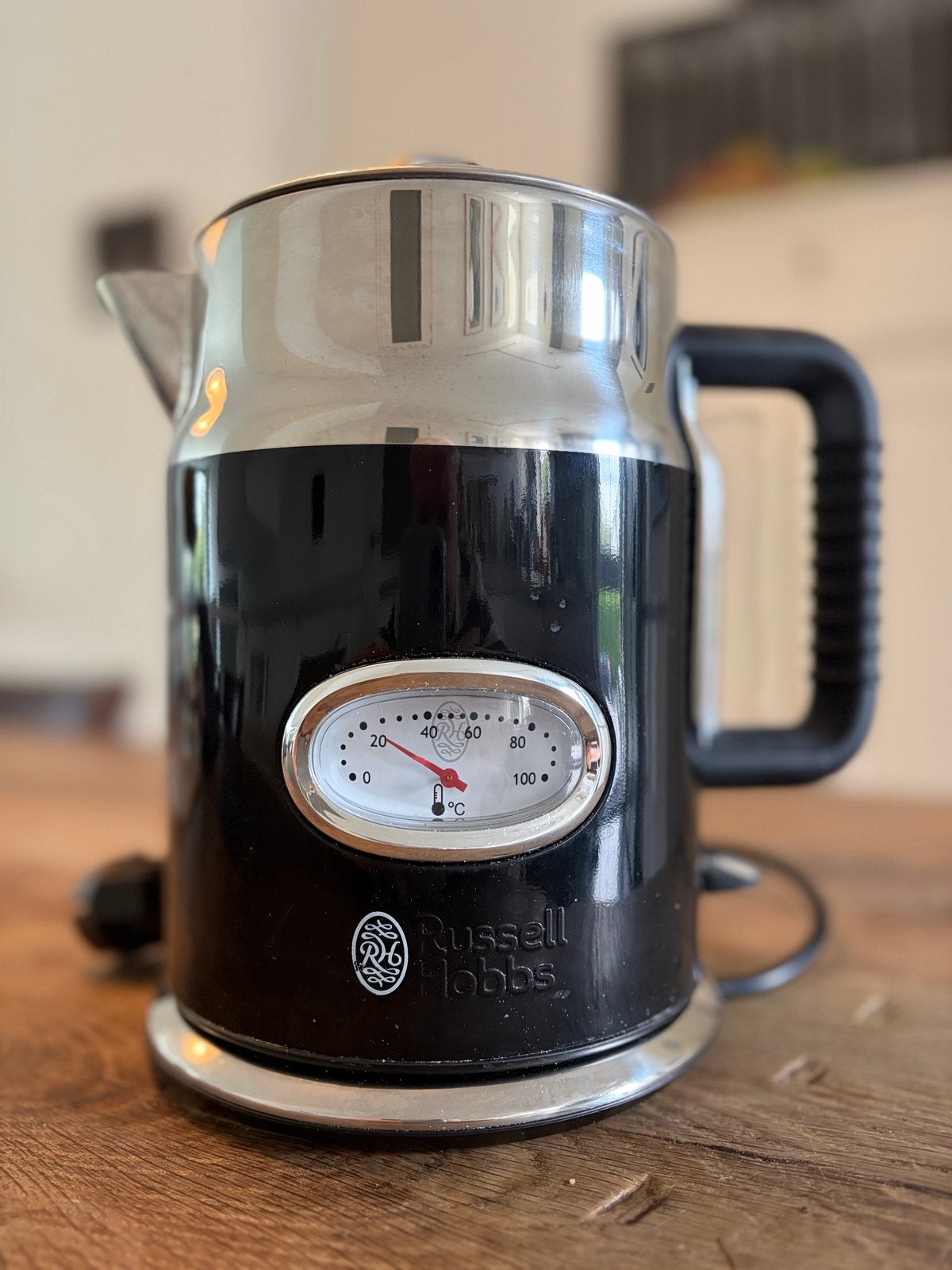 Russel Hobbs waterkoker, 1 tot 2 liter, Ophalen of Verzenden, Zo goed als nieuw, Rvs