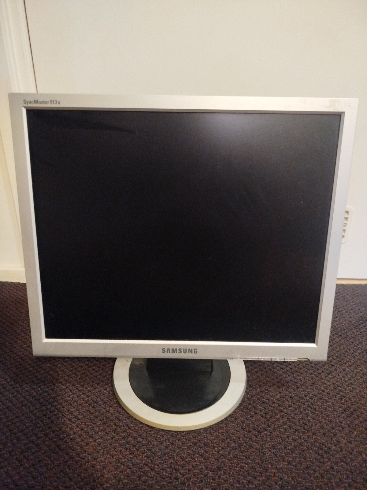 Samsung SyncMaster 913N Monitor - Gebruikt, Ophalen, Kantelbaar, Samsung, VGA