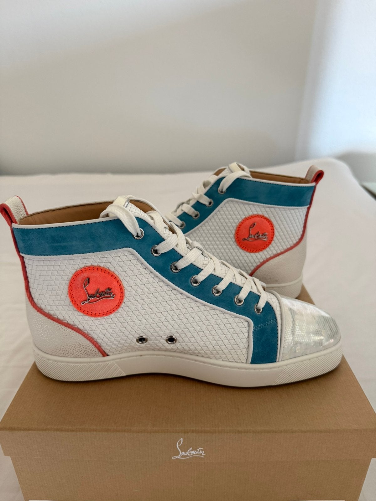 Christian Louboutin 41,5 origineel, Kleding | Heren, Schoenen, Overige kleuren, Ophalen of Verzenden, Sneakers of Gympen, Zo goed als nieuw