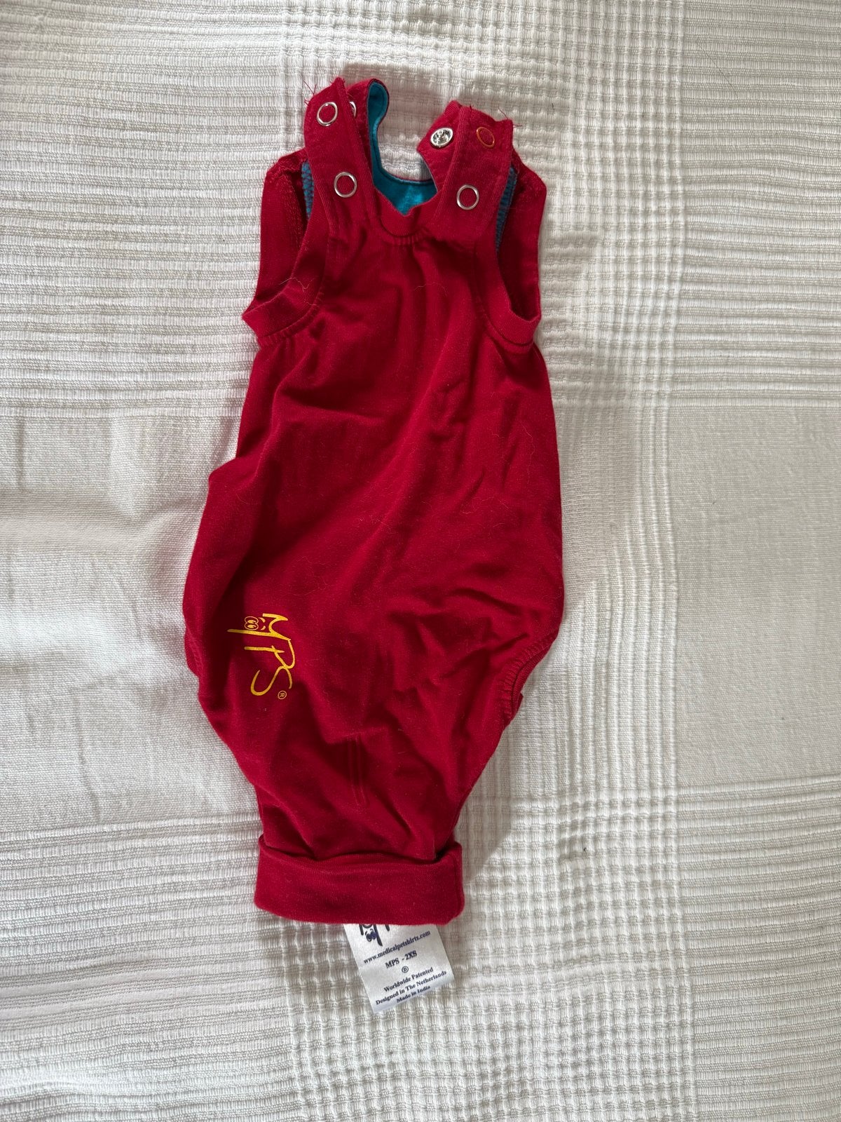 Medical pet shirt (MPS) XXS rood romper kitten, Dieren en Toebehoren, Katten-accessoires, Ophalen of Verzenden, Zo goed als nieuw