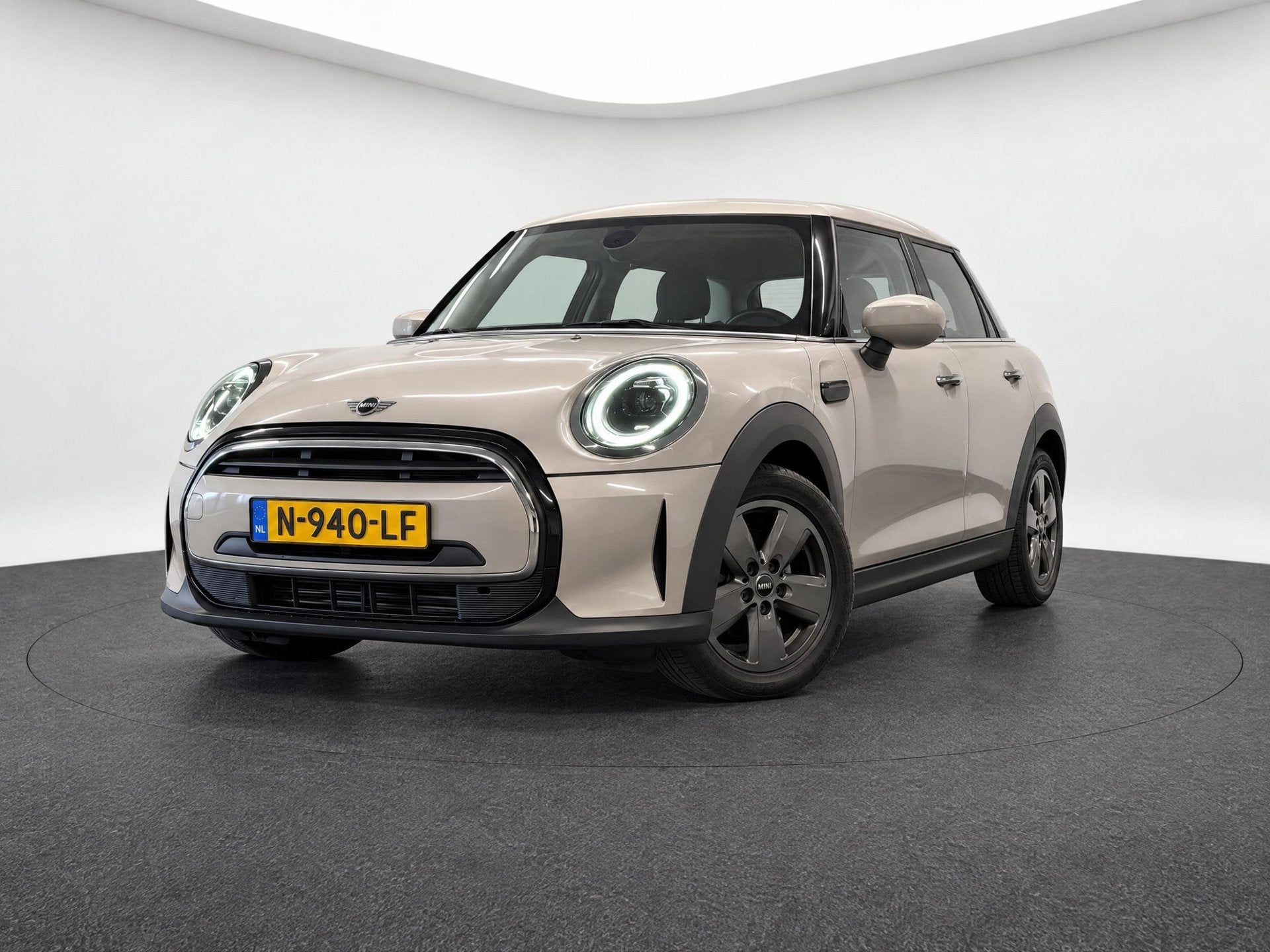 Mini Mini 1.5 One Business Edition (NAVI, CRUISE, LED DEALER, Auto's, Gebruikt, Euro 6, 1210 kg, Bedrijf