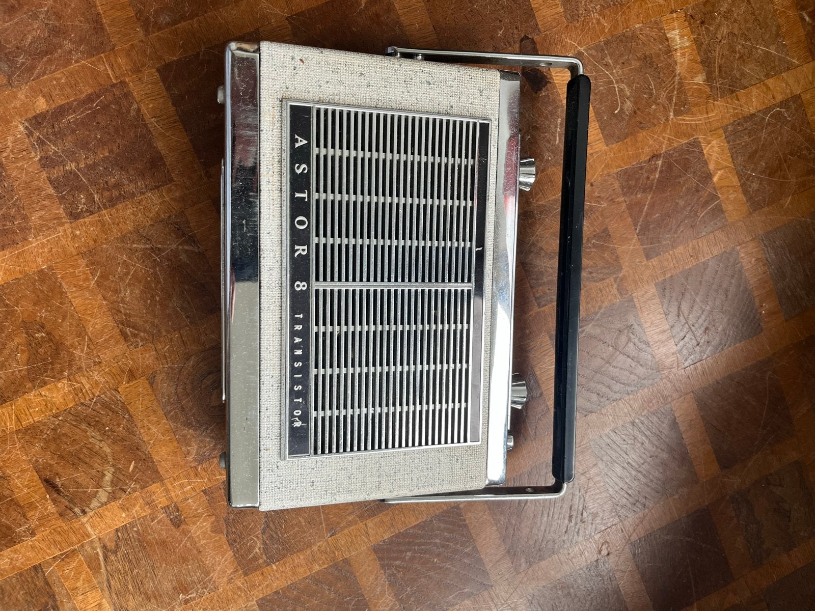 Vintage Astor 8 Transistor Radio, Ophalen of Verzenden, Gebruikt, Transistorradio
