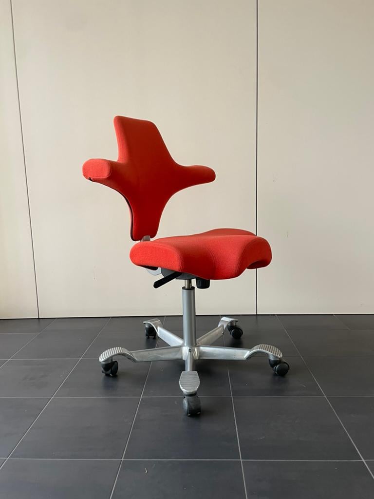 Design bureaustoel HÅG Capisco 8106 oranje z.g.a.n., Huis en Inrichting, Zwart, Ophalen of Verzenden, Nvt, Nvt