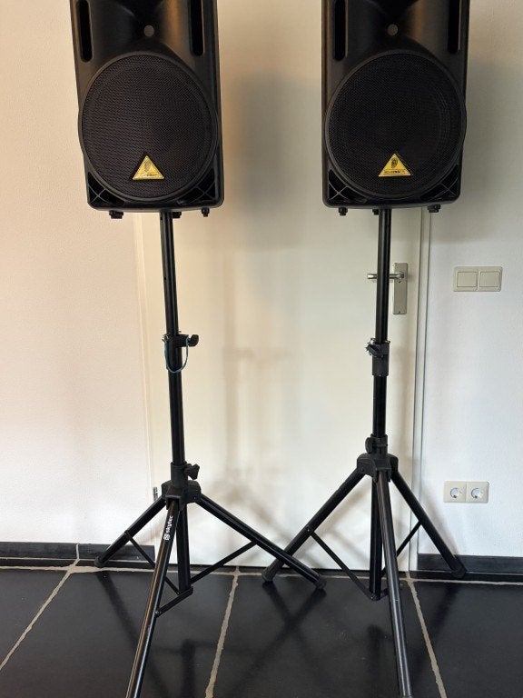 Geluidsinstallatie compleet Behringer B212, Gebruikt, Inclusief kabels, Speakerset, 60 tot 120 watt
