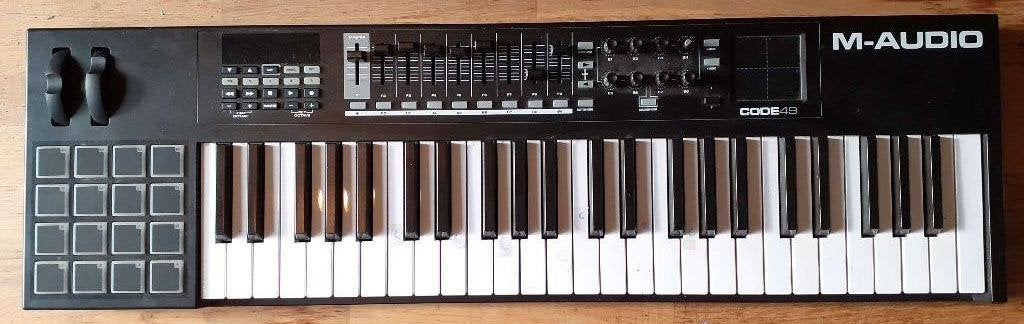 Medi Keyboard M-Audio Code 49, Ophalen, Zo goed als nieuw, 49 toetsen, Overige merken